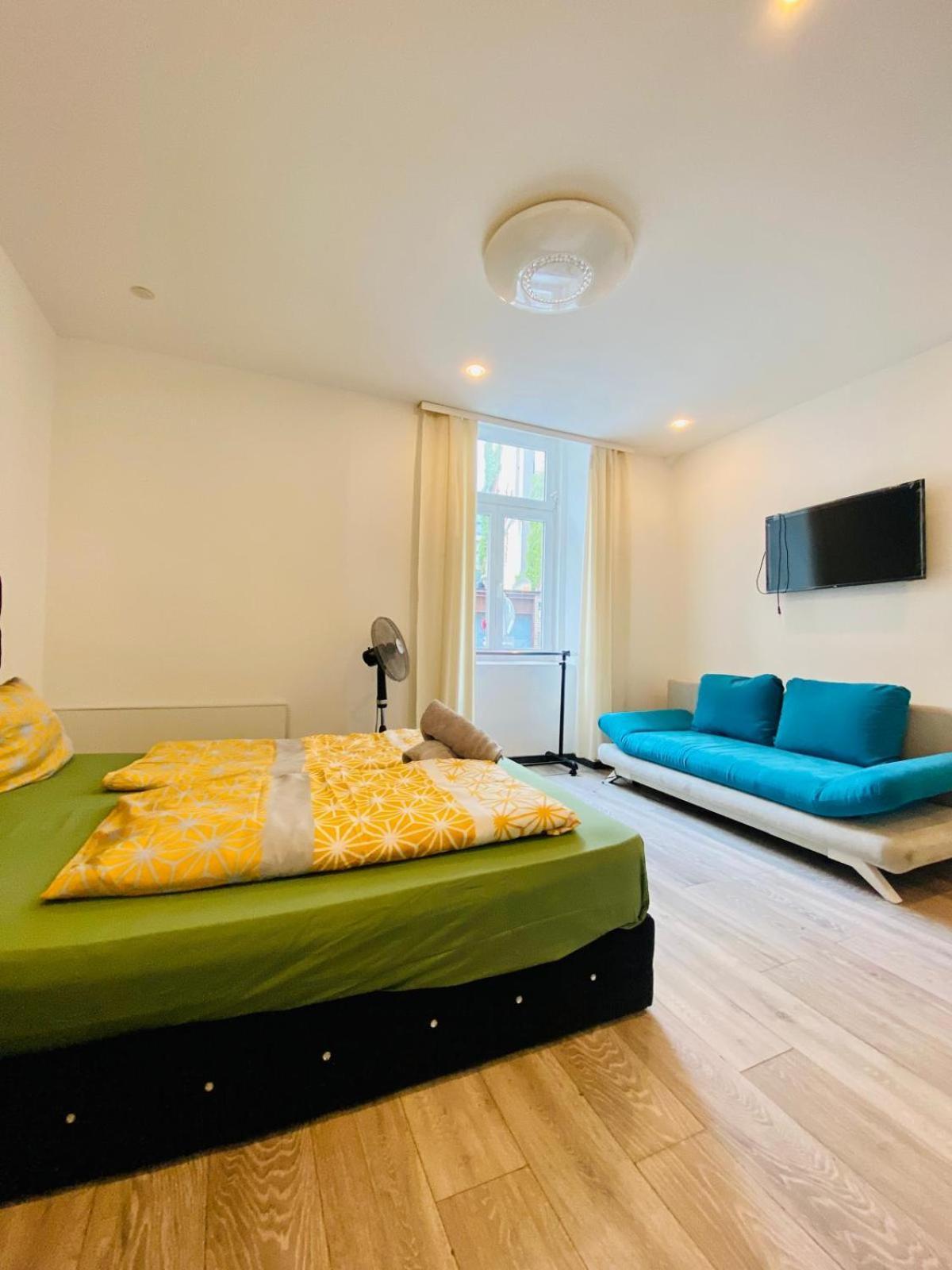 Cute 1Br Apt - 10 Mins Walk From Downtown ウィーン エクステリア 写真