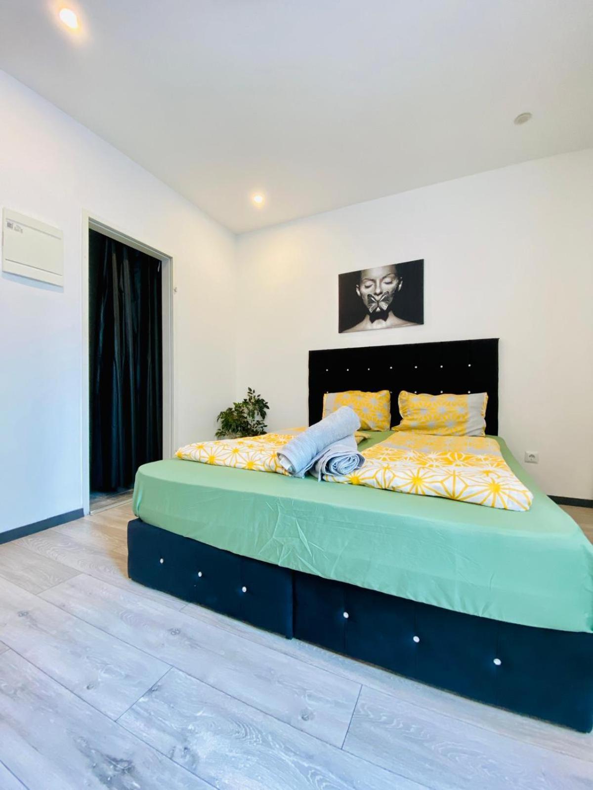 Cute 1Br Apt - 10 Mins Walk From Downtown ウィーン エクステリア 写真
